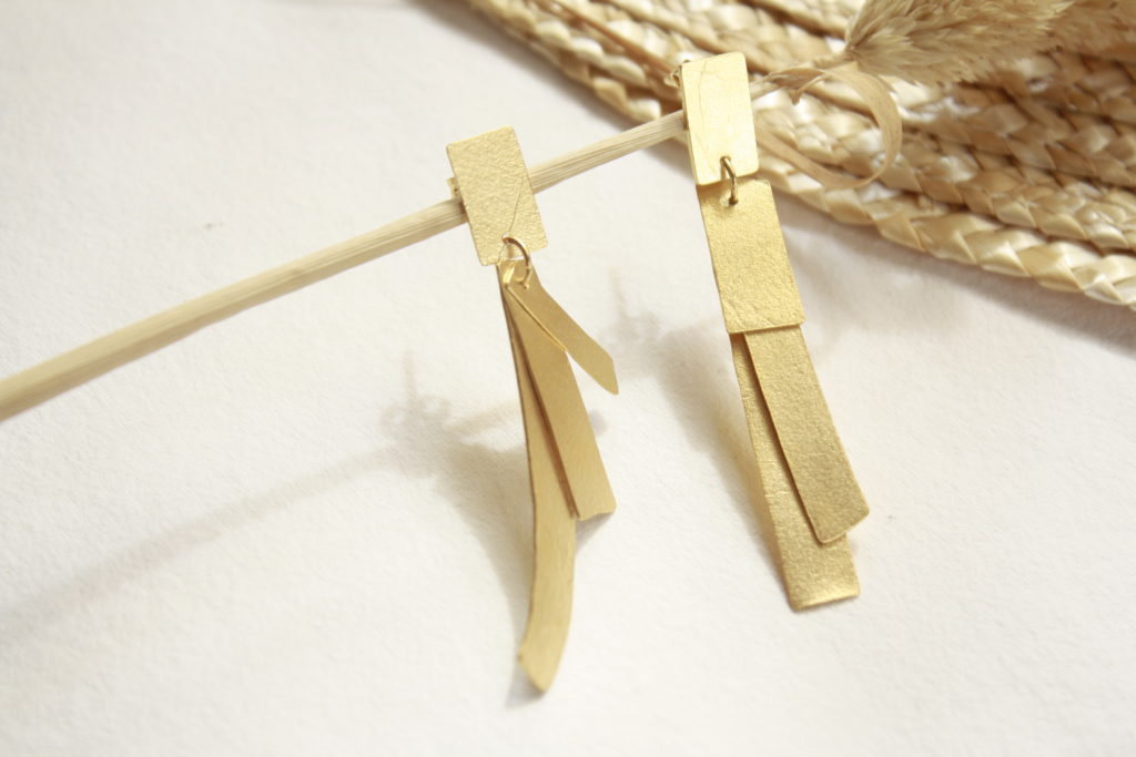 Pendientes dorados para boda