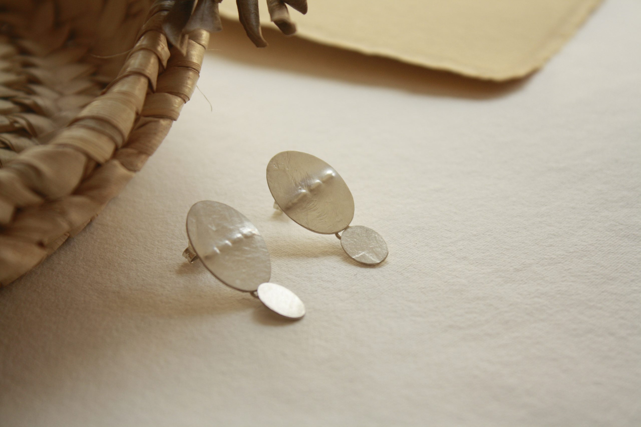 PENDIENTES TANIT MOVIMIENTO PLATA