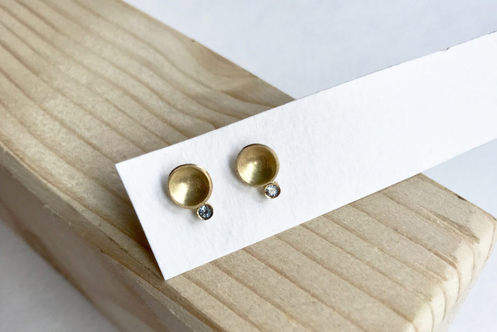 Pendientes de oro y aguamarinas