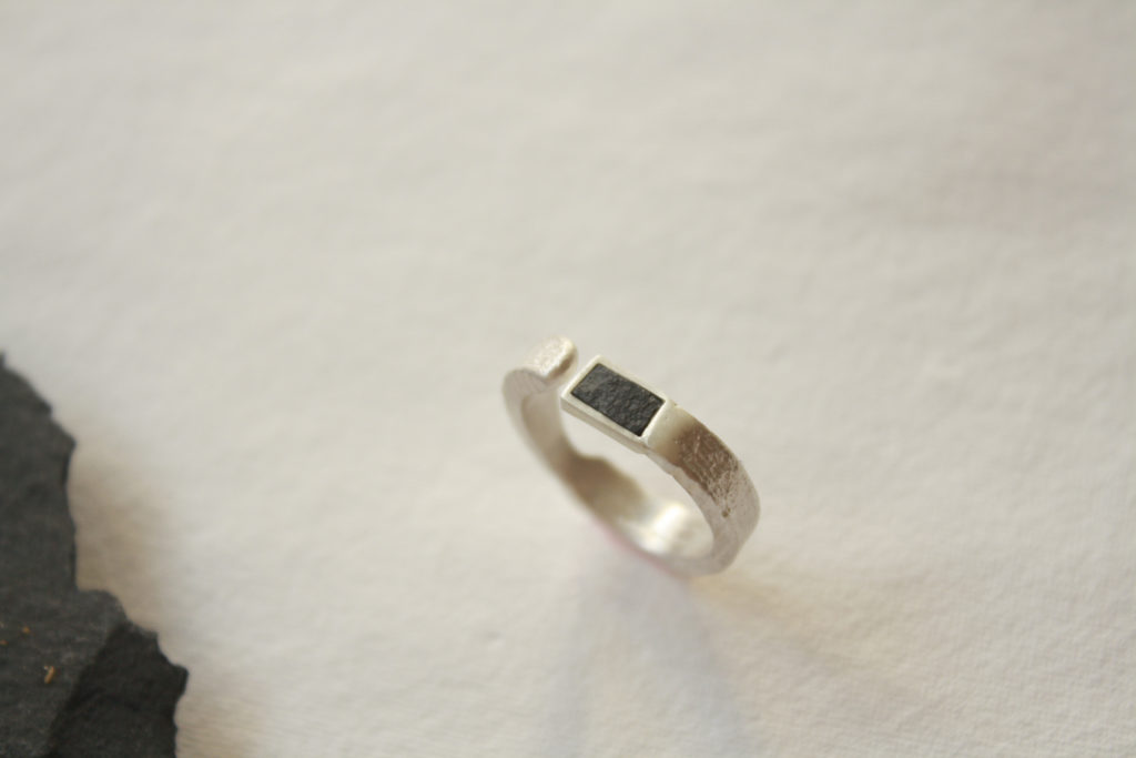 Anillo en plata hecho con jíbia